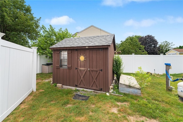 2 Glen Dr, Warwick, RI 02889 - view of shed featuring a fenced backyard