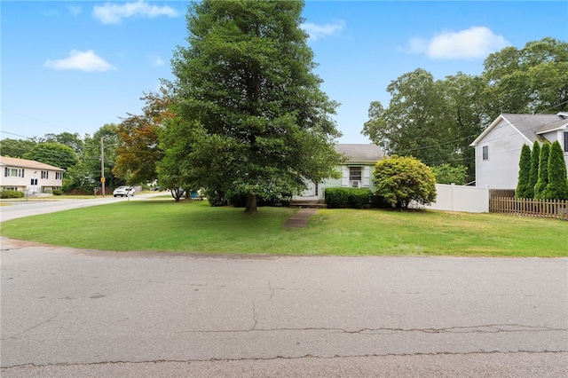 2 Glen Dr, Warwick, RI 02889 - view of front of property
