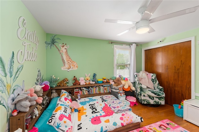 2 Glen Dr, Warwick, RI 02889 - game room with wood finished floors and ceiling fan