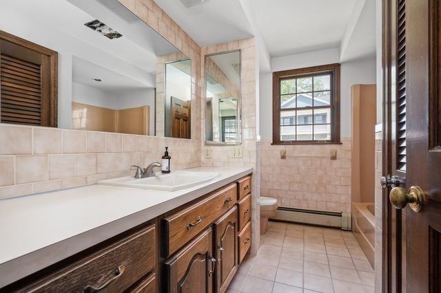 215 Manila Ave, Woonsocket, RI 02895 - photo 23