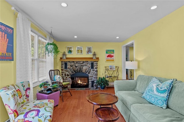 37 Ridge Rd, East Greenwich, RI 02818 - living area featuring wood finished floors, a fireplace, and recessed lighting