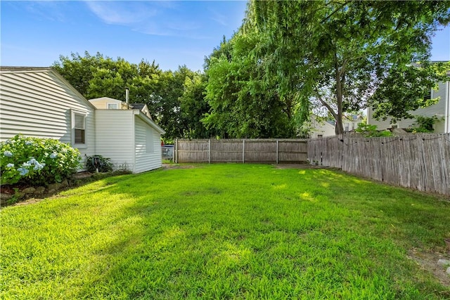 7 Snell Ct, West Warwick, RI 02893 - view of fenced backyard