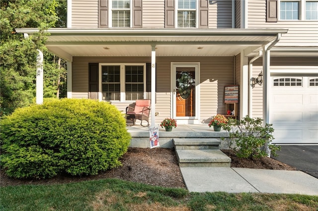 18 Country Hill Ln, Smithfield, RI 02917 - view of exterior entry featuring a porch