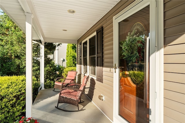 18 Country Hill Ln, Smithfield, RI 02917 - view of covered porch