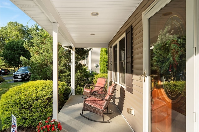 18 Country Hill Ln, Smithfield, RI 02917 - view of porch