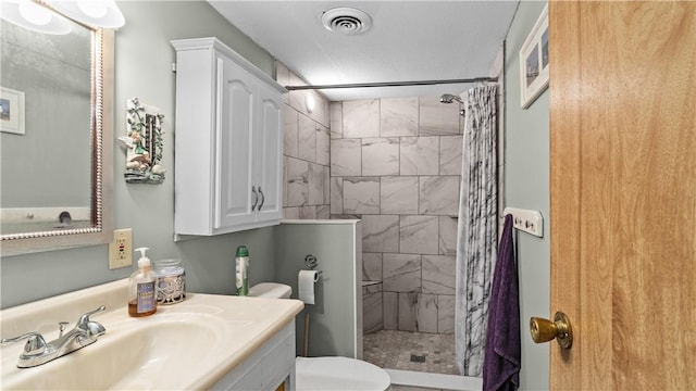 245 Manton St, Pawtucket, RI 02861 - bathroom with tiled shower and vanity
