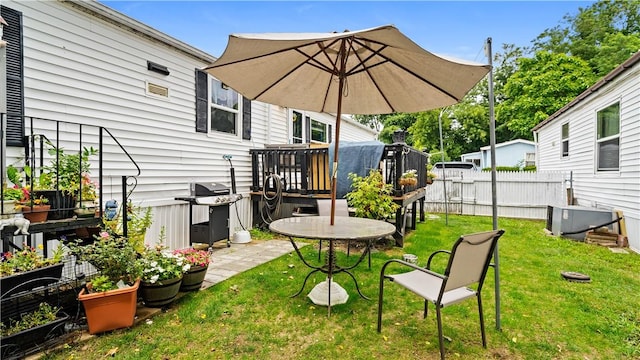 245 Manton St, Pawtucket, RI 02861 - back of property with a wooden deck