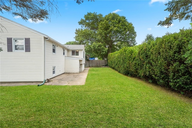 19 Cantara St, West Warwick, RI 02893 - view of yard featuring a patio area