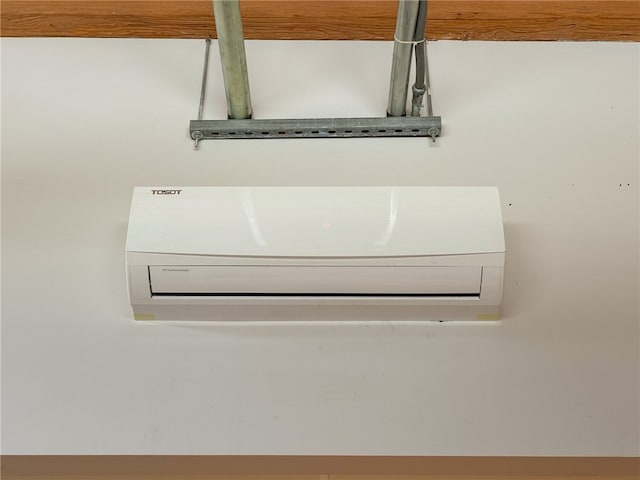 1117 Douglas Ave Unit 124, North Providence, RI 02904 - detailed view of a wall mounted air conditioner