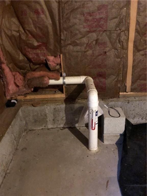 2 Marywood Ln, Cumberland, RI 02864 - basement view