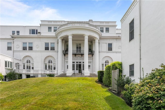 553 Bellevue Ave Unit 14, Newport, RI 02840