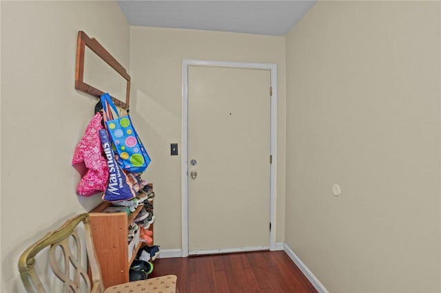 196 Old River Rd Unit 166, Lincoln, RI 02865 - entryway featuring wood finished floors and baseboards