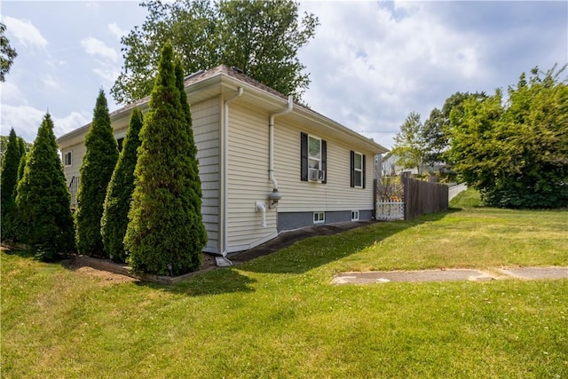 73 Fessenden St, Warwick, RI 02886 - view of property exterior