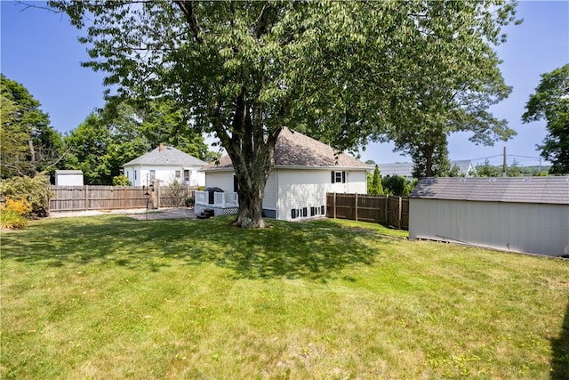 73 Fessenden St, Warwick, RI 02886 - view of yard featuring an outbuilding
