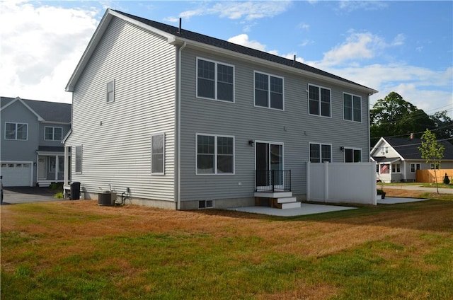 68 Greene St Unit 5, Warwick, RI 02886 - rear view of property with a yard