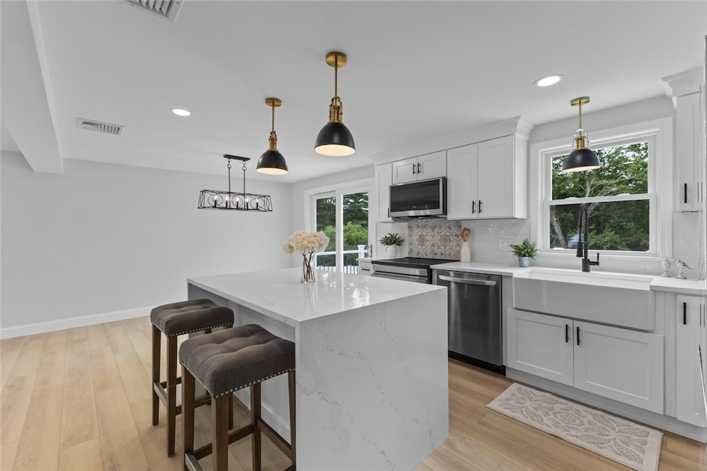 401 Sampan Ave, Jamestown, RI 02835 - photo 1