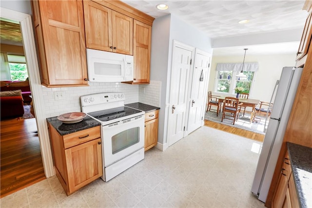 178 Lippitt Ave, Cranston, RI 02921 - photo 4