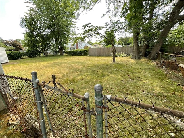 94 Alvin St, Warwick, RI 02886 - view of fenced backyard
