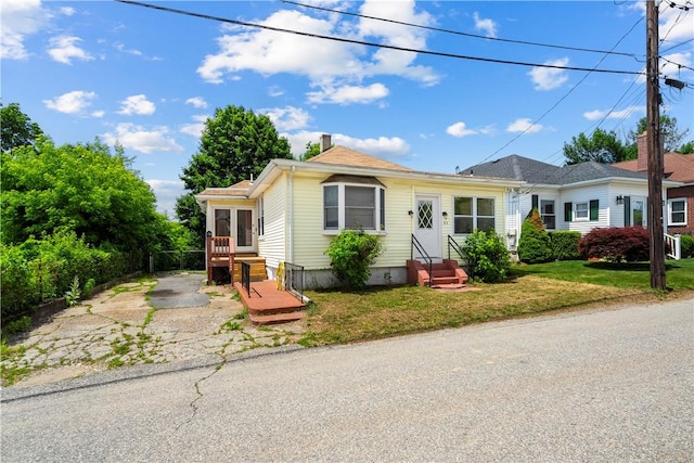 63 Loring St, Woonsocket, RI 02895 - photo 3