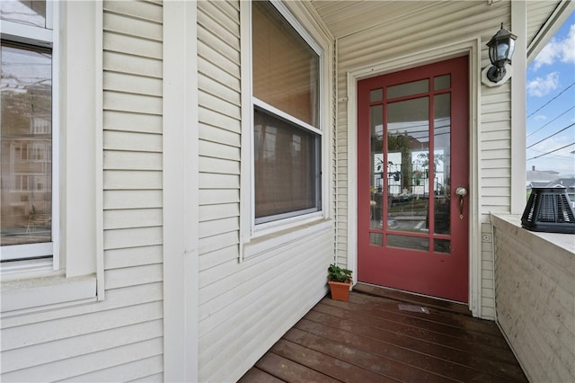79 Winthrop St, Woonsocket, RI 02895 - entrance to property