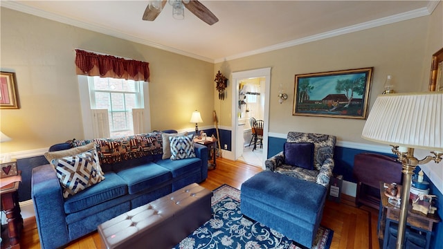 95 Burlington St, Providence, RI 02906 - living room featuring ornamental molding and a ceiling fan