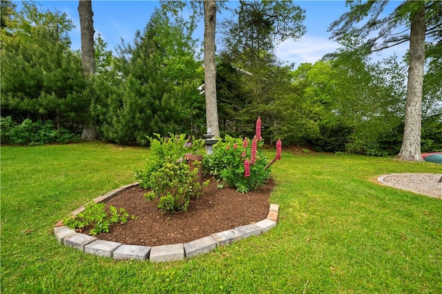 106 Lauri Dr, Charlestown, RI 02813 - view of green lawn