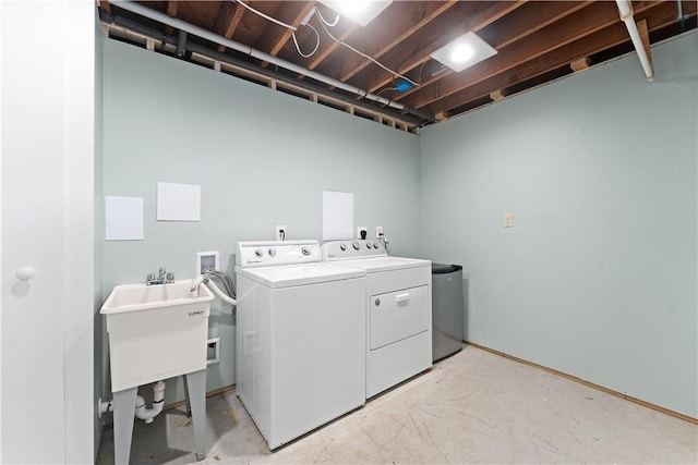 106 Lauri Dr, Charlestown, RI 02813 - laundry room with washer and dryer