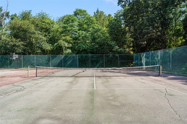 750 Quaker Ln Unit B112, Warwick, RI 02818 - view of tennis court