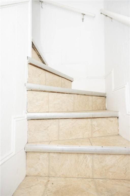 89 Warren Ave, East Providence, RI 02914 - view of stairs