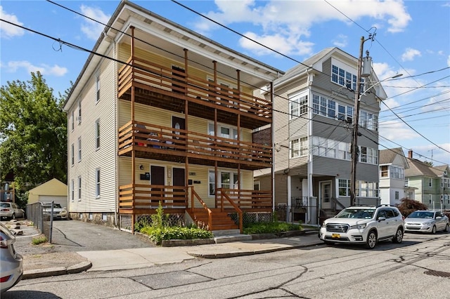 289 Mowry St, Woonsocket, RI 02895 - view of property