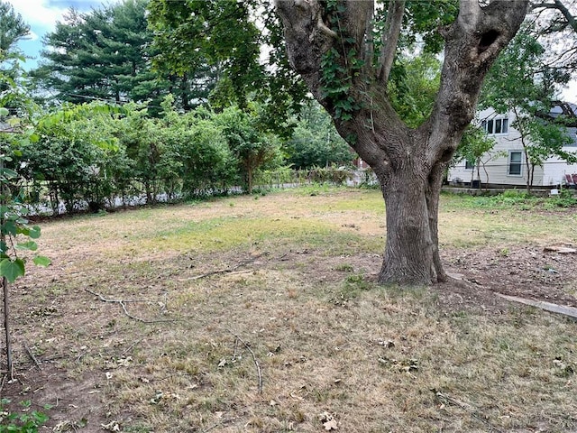 18 Louisiana Ave, Warwick, RI 02888 - view of yard