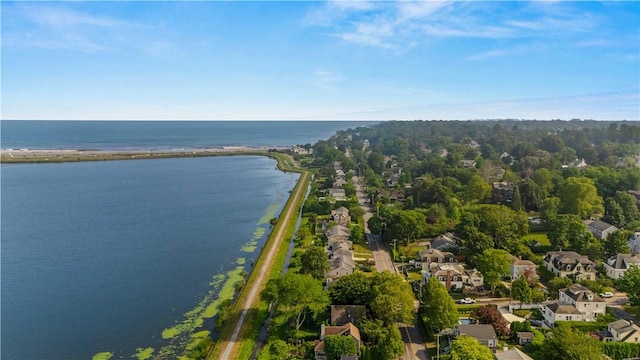 128 Eustis Ave, Newport, RI 02840 - photo 2