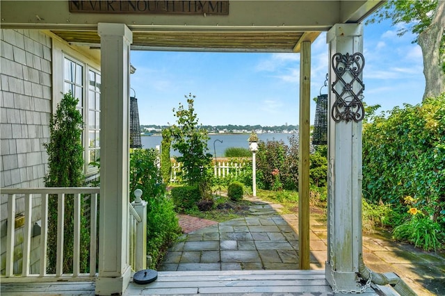 128 Eustis Ave, Newport, RI 02840 - photo 23
