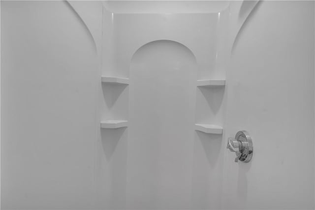 15 Maplewood Ave, Warwick, RI 02889 - bathroom view of a shower
