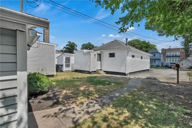 15 Maplewood Ave, Warwick, RI 02889 - view of green lawn with entry steps