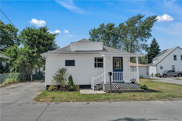 15 Maplewood Ave, Warwick, RI 02889 - view of front of house featuring a shingled roof