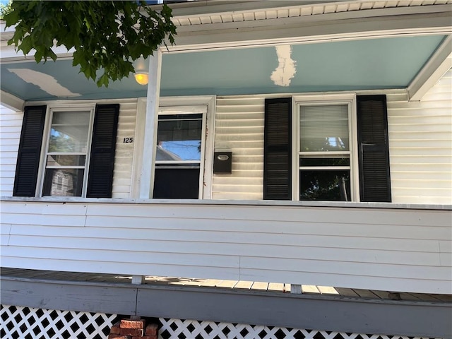 125 Smith St, Cranston, RI 02905 - photo 2