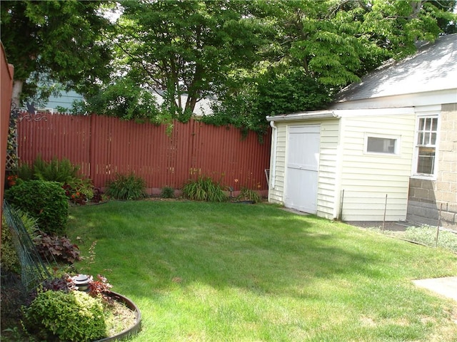 115 Slater Park Ave, Pawtucket, RI 02861 - view of yard featuring a storage shed