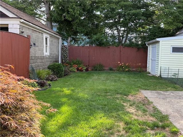115 Slater Park Ave, Pawtucket, RI 02861 - photo 23