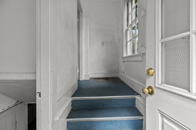 189 Butler Ave, Providence, RI 02906 - view of stairway