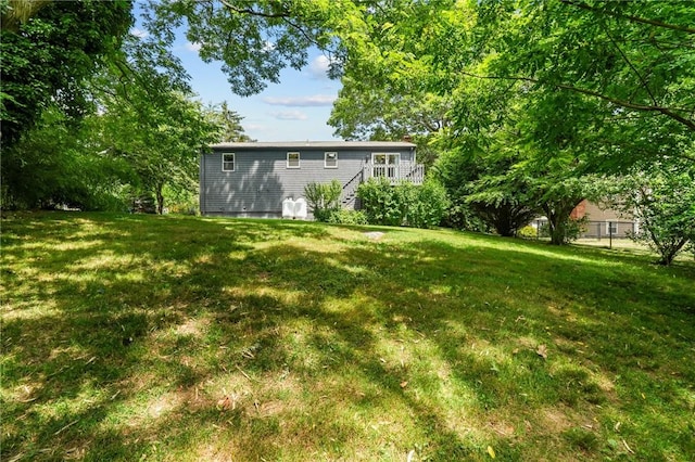 7 Antony Ave, Bristol, RI 02809 - view of yard with stairs