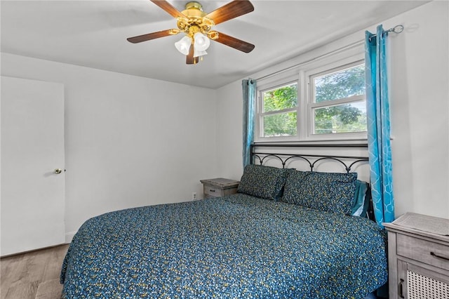 190 White Ave, Warwick, RI 02889 - bedroom with wood finished floors and a ceiling fan