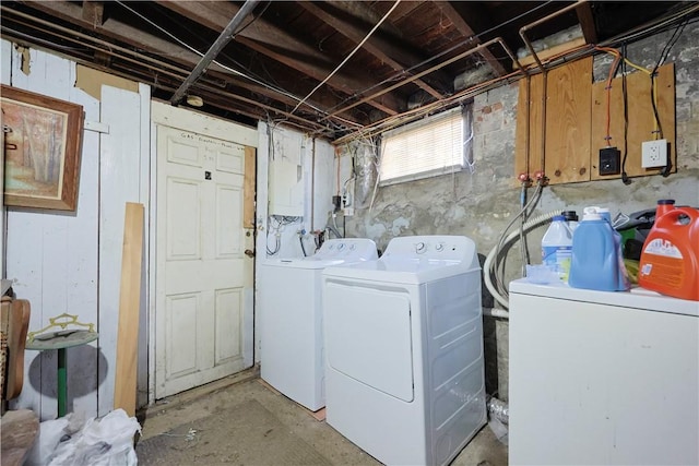 10 Walnut St, East Providence, RI 02914 - laundry room with washer and clothes dryer