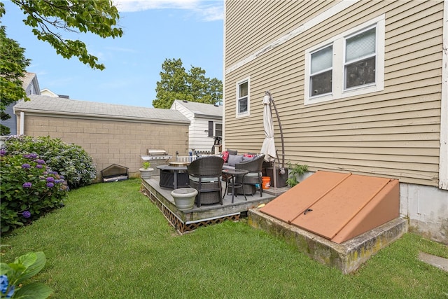 13 Vaughan Ave, Newport, RI 02840 - view of grassy yard