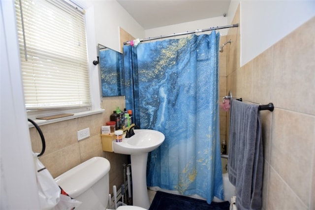 92 Jefferson St, Pawtucket, RI 02860 - full bath with tile walls and shower / bath combo