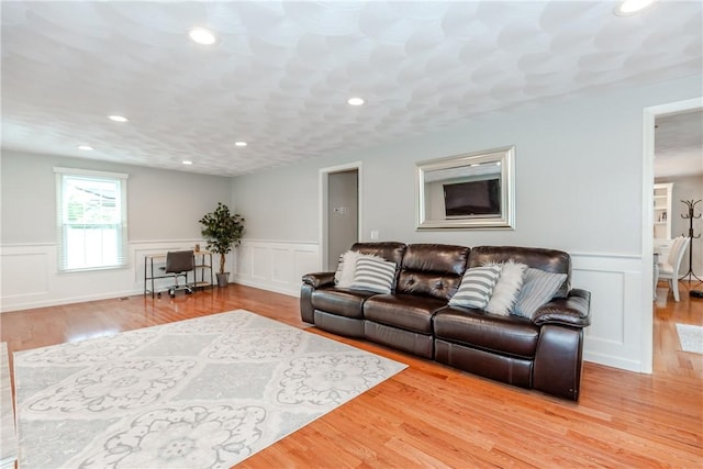 11 Greenbrier Rd, Smithfield, RI 02828