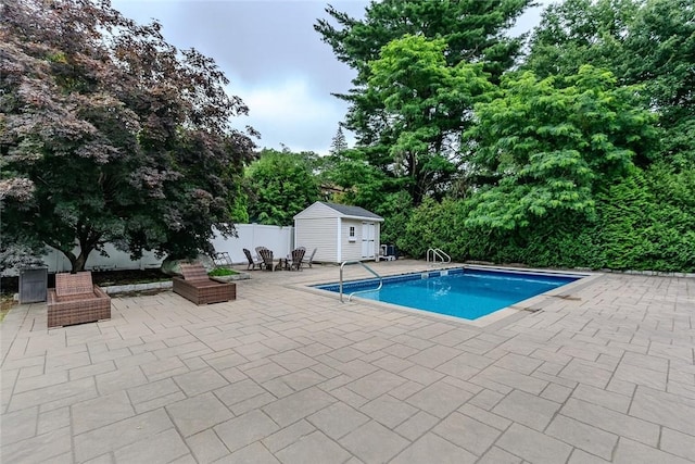 11 Greenbrier Rd, Smithfield, RI 02828