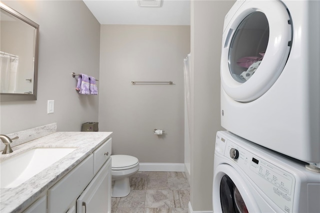 5 Jupiter Ln Unit F, Richmond, RI 02898 - full bath with stacked washer / drying machine, vanity, and curtained shower