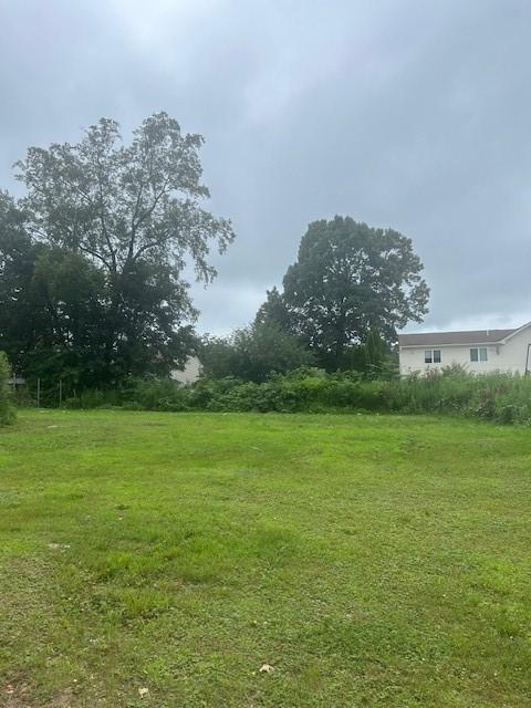12 Groton St, Johnston, RI 02919