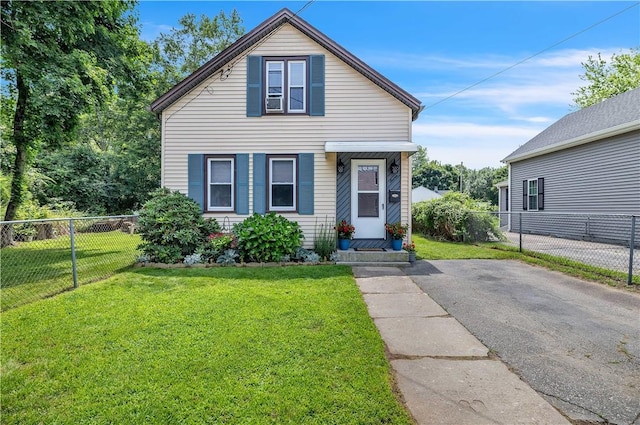 7 Cottage St, Westerly, RI 02891 - photo 2